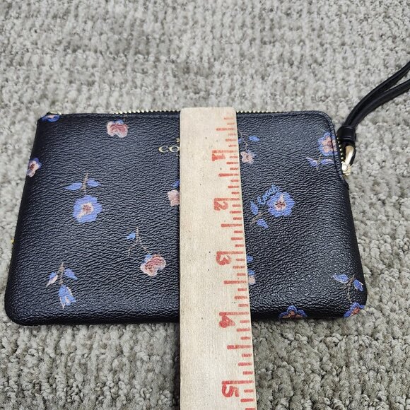 Coach Wristlet Wallet Black Floral Women's Size Small - Picture 2 of 11